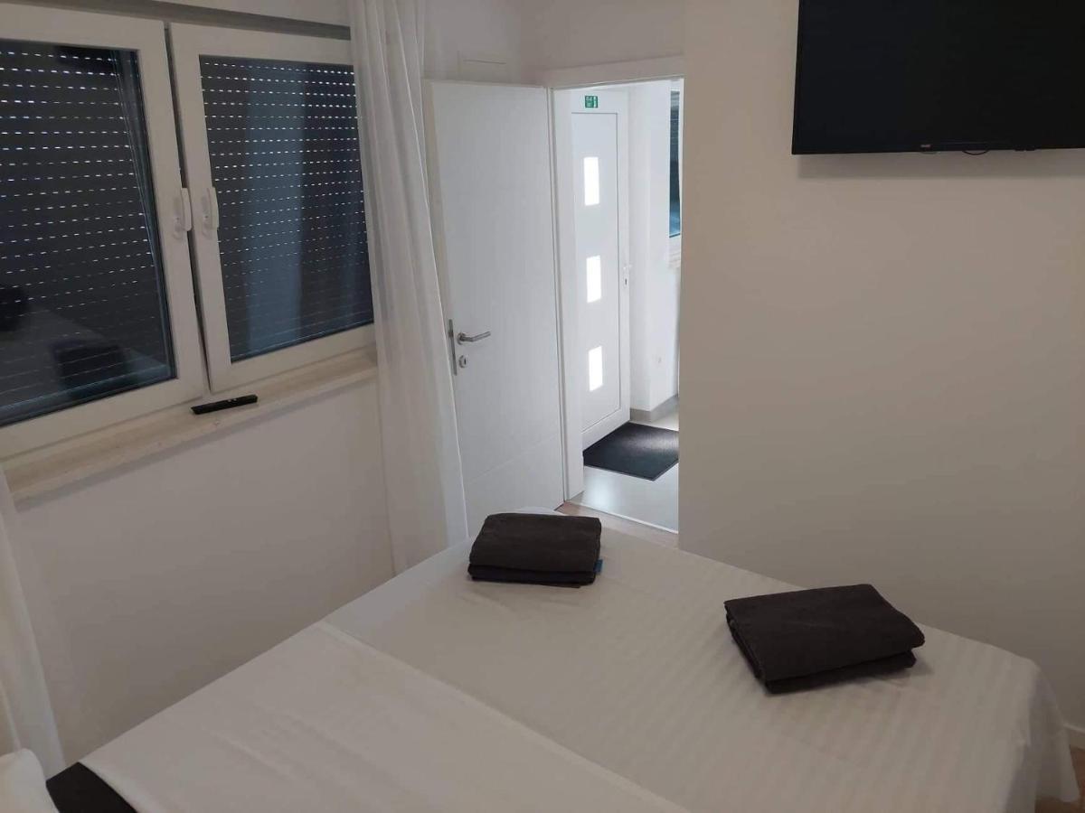 Ferienhaus Maestral - Kastel Kambelovac Kaštela المظهر الخارجي الصورة