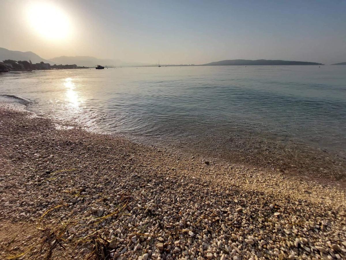 Ferienhaus Maestral - Kastel Kambelovac Kaštela المظهر الخارجي الصورة