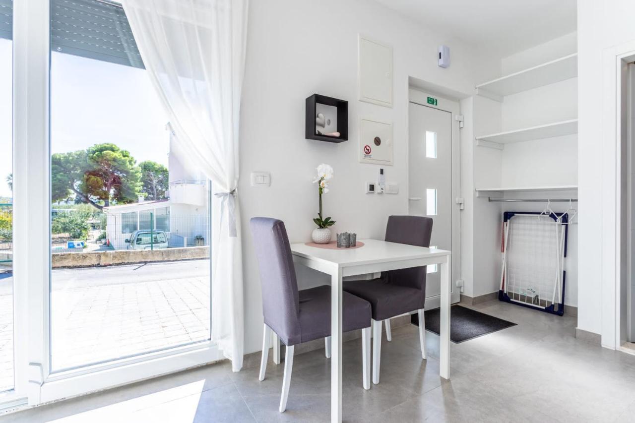 Ferienhaus Maestral - Kastel Kambelovac Kaštela المظهر الخارجي الصورة